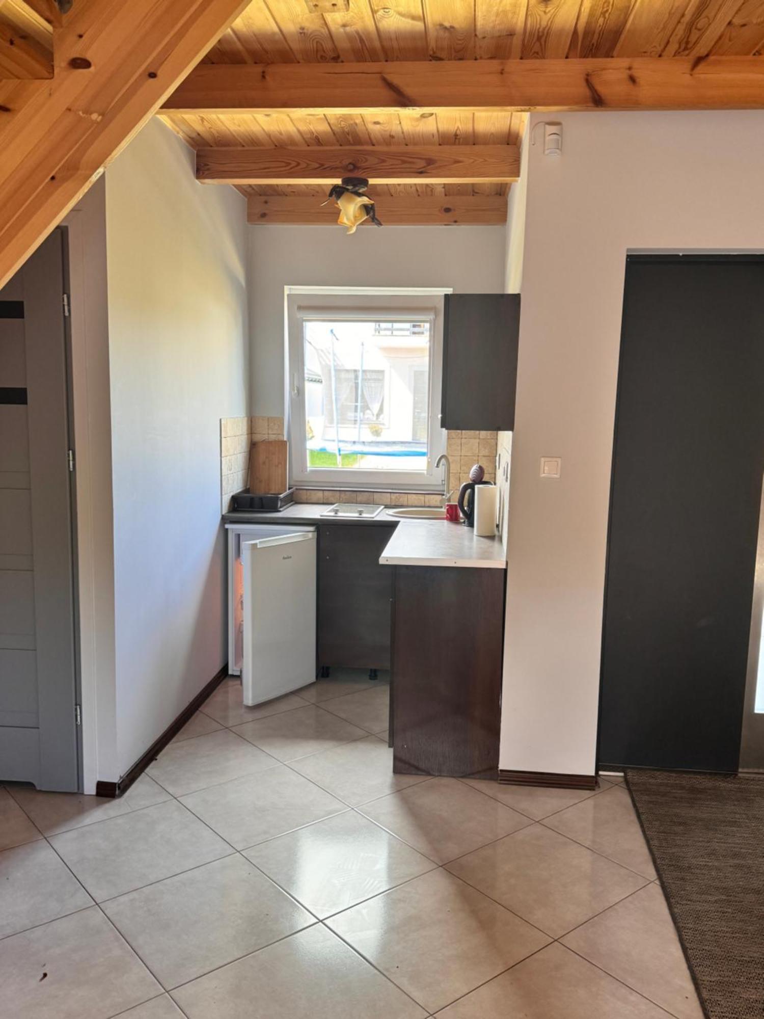 Apartamenty Maja -Pokoje - Domy Wakacyjne -Basen Podgrzewany -Jacuzzi - Sauna 莱鲍 外观 照片