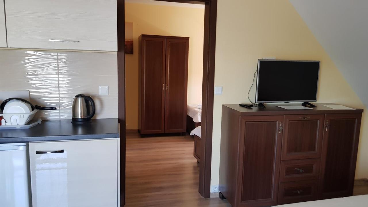 Apartamenty Maja -Pokoje - Domy Wakacyjne -Basen Podgrzewany -Jacuzzi - Sauna 莱鲍 外观 照片